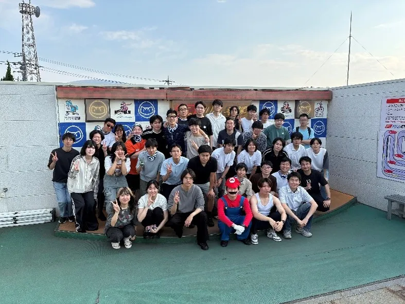 カート場で集合写真